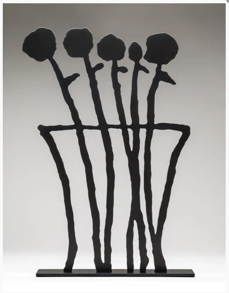 No Technical Baechler - Black Flowers Sculpture