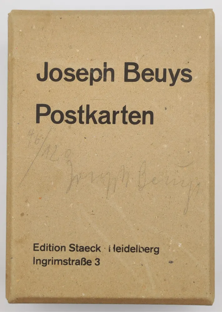 Multiple Beuys - Postkarten. Multiple.