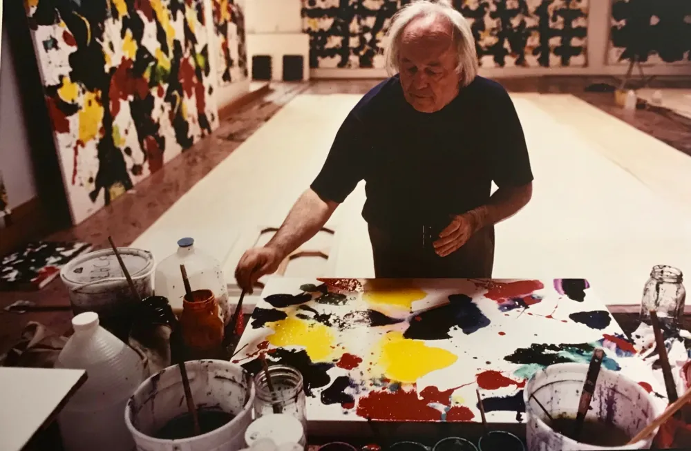 Photography Blum - Sam Francis in his studio