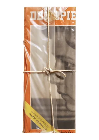 Multiple Christo - Der Spiegel Magazine empaqueté