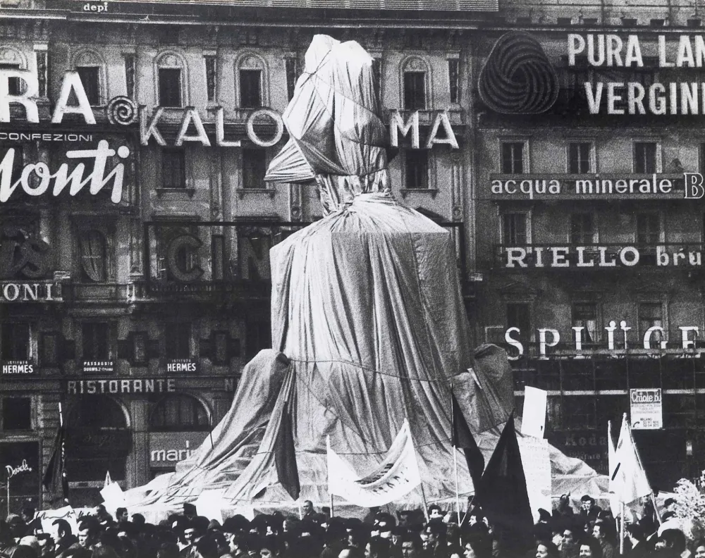 Photography Christo - Piazza Duomo
