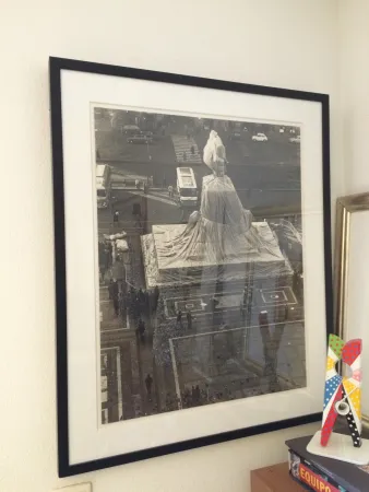 Photography Christo - Wrapped Monument Vittorio Enmanuele, Milan