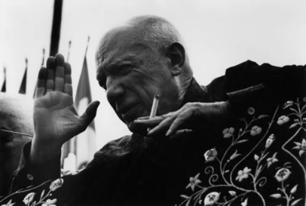 Photography Clergue - PICASSO AUX ARÈNES DE FRÉJUS