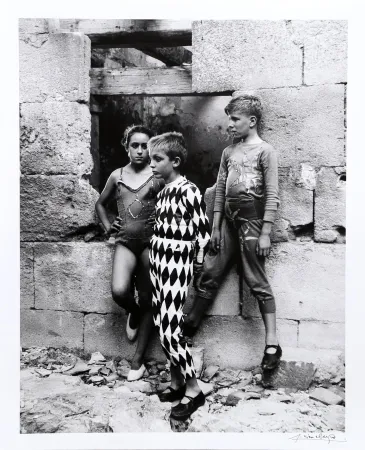 Photography Clergue - Trio de Saltimbanques, Arles