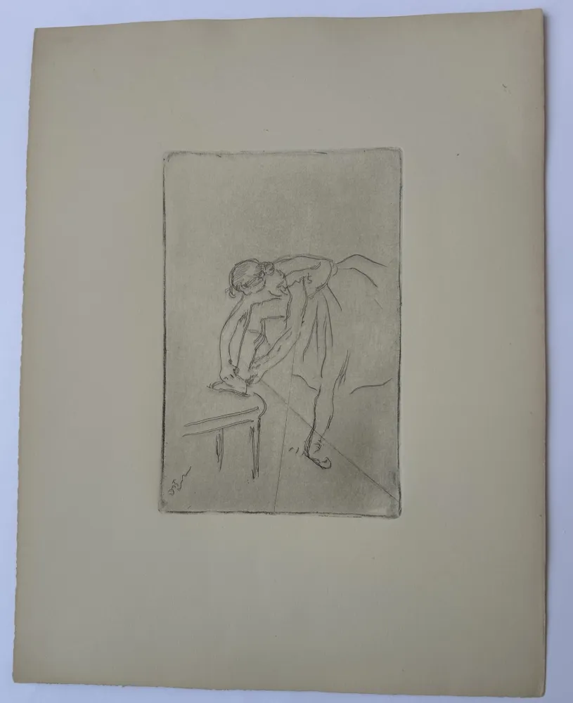 Engraving Degas - Danseuse mettant son chausson