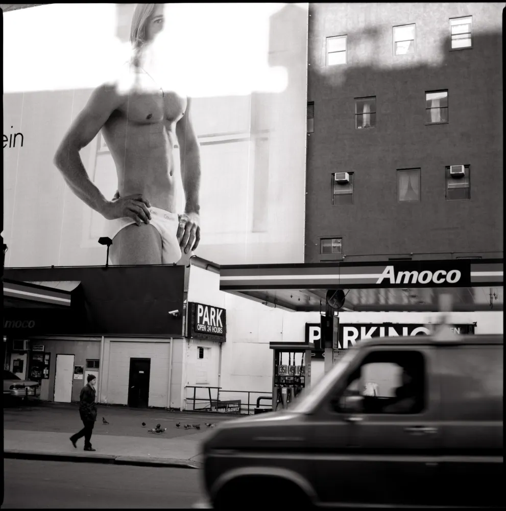 Photography Deruytter - Billboards, NY: Houston and Broadway (CK 8)