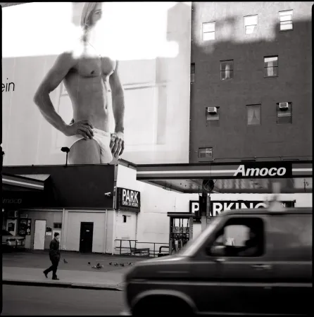 Photography Deruytter - Billboards, NY: Houston and Broadway (CK 8)