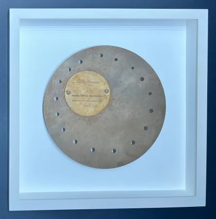 No Technical Fontana - Lucio Fontana (1899-1968) - Lucio Fontana's metal sculpture commissioned by Alfa Romeo - 1964