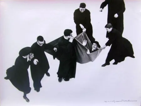 Photography Giacomelli  - Io non ho mani che mi accarezzino il volto