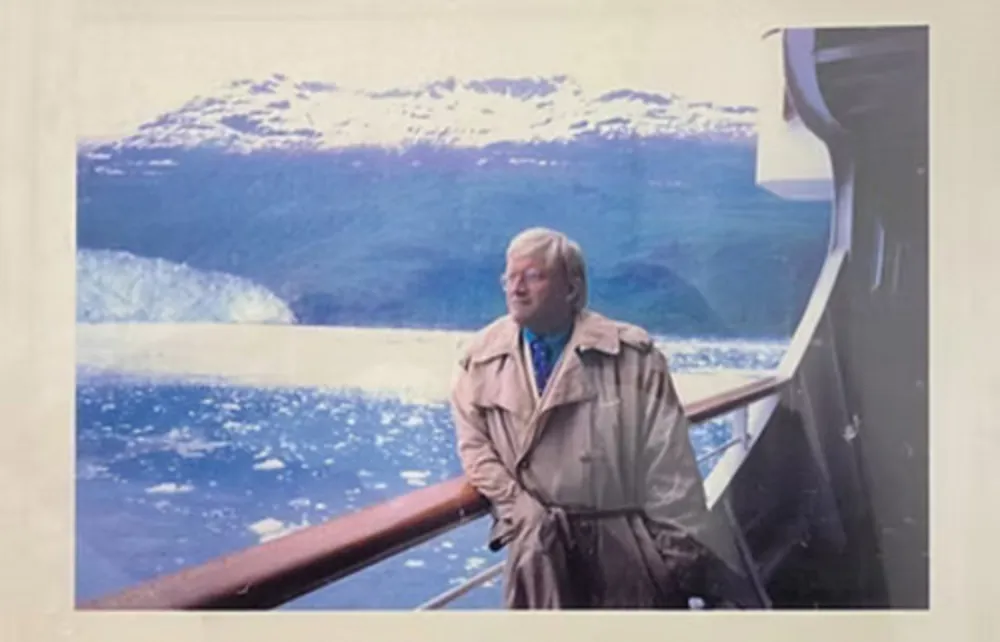 Multiple Hockney - Alaska Portrait