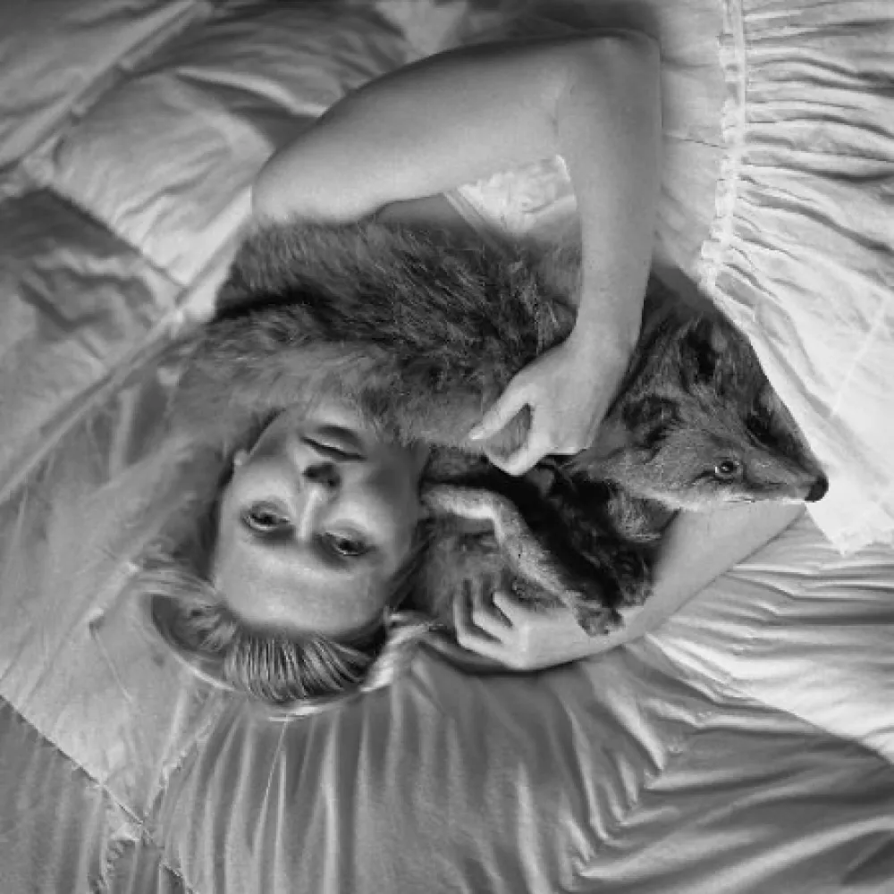 Photography Ilkova - Darina with Fox II