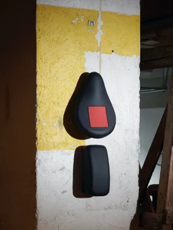 Multiple Mosset - Untitled (Solo & Pillon saddle)