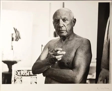 Photography Picasso - ' Portrait à la cigarette '  par André Villers