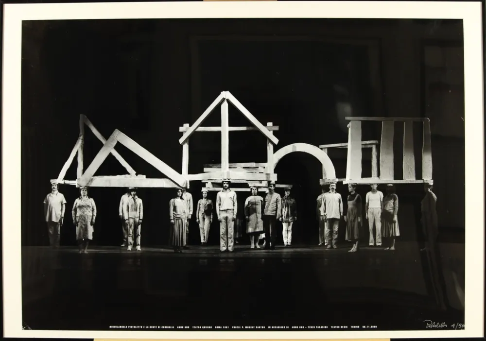 Photography Pistoletto - Michelangelo Pistoletto e la gente di Corniglia