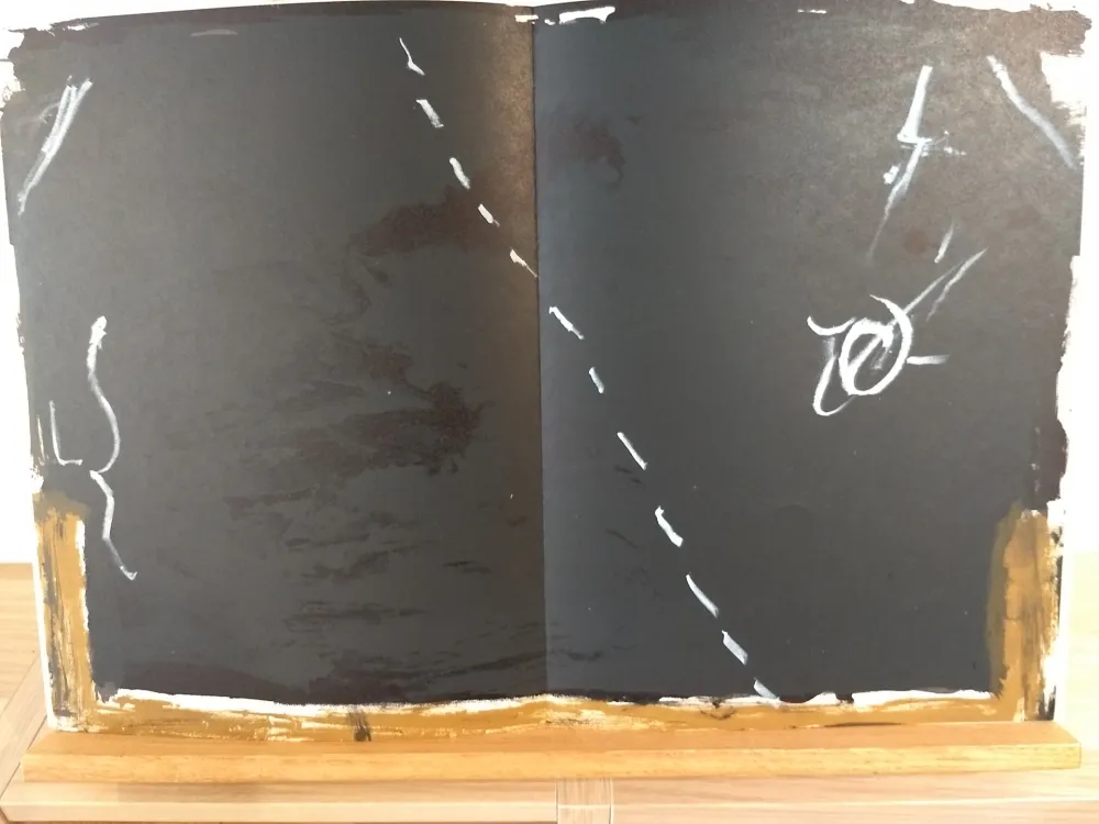 Illustrated Book Tàpies - DLM168