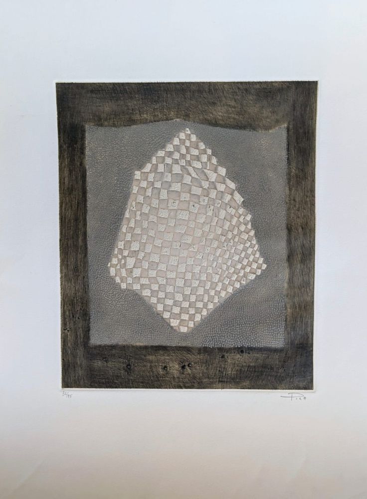 Etching Piza - Calcite 