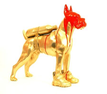 Multiple Sweetlove - Cloned bronze bulldog with bottle water