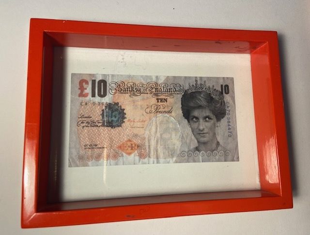 Offset Banksy - Difaced Tenner Diana