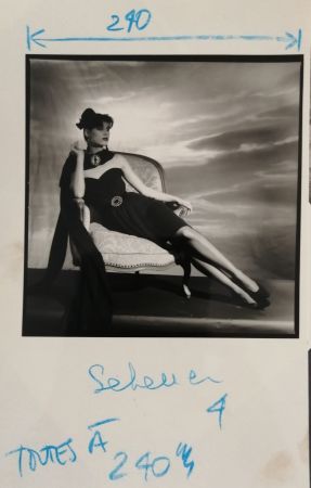 Photography Horst  - Femme au fauteuil