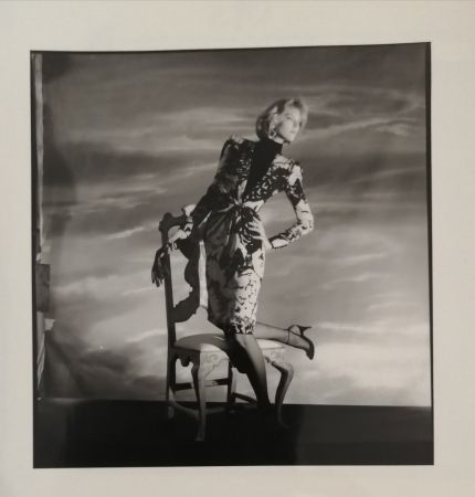 Photography Horst  - Femme à la chaise