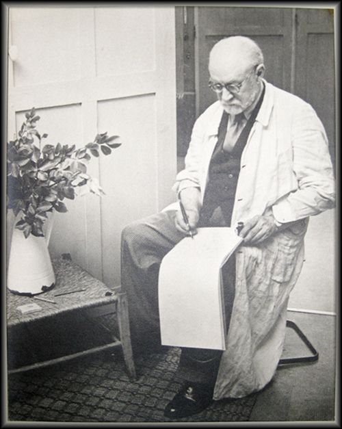 Photography Matisse - Henri Matisse Sketching