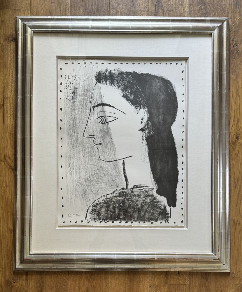 Lithograph Picasso - Jacqueline au mouchoir noir