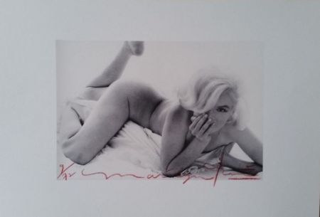 Photography Stern - Marilyn Baby on the bed