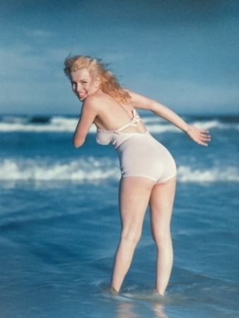 Photography De Dienes  - Marilyn Monroe. La Plage. 1949