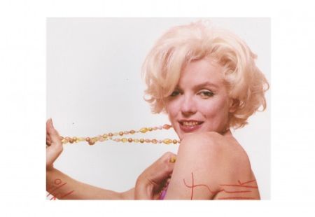 Multiple Stern - Marilyn stretching the jewelry