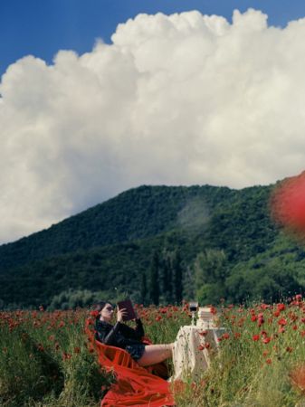 Photography Sitchinava - Picnic in a Poppy Field