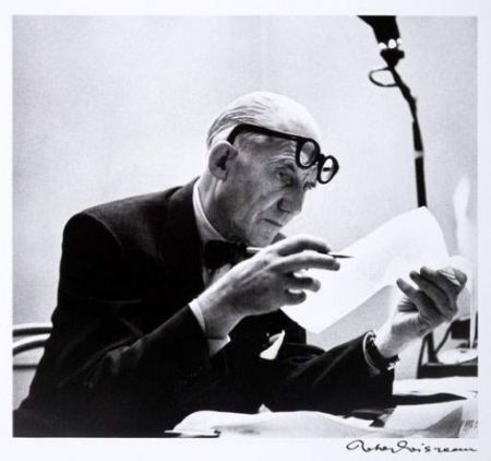 Photography Le Corbusier - Portrait par Robert Doisneau