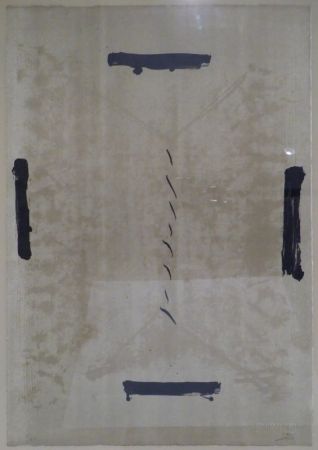 Lithograph Tàpies - Quatre traces noires