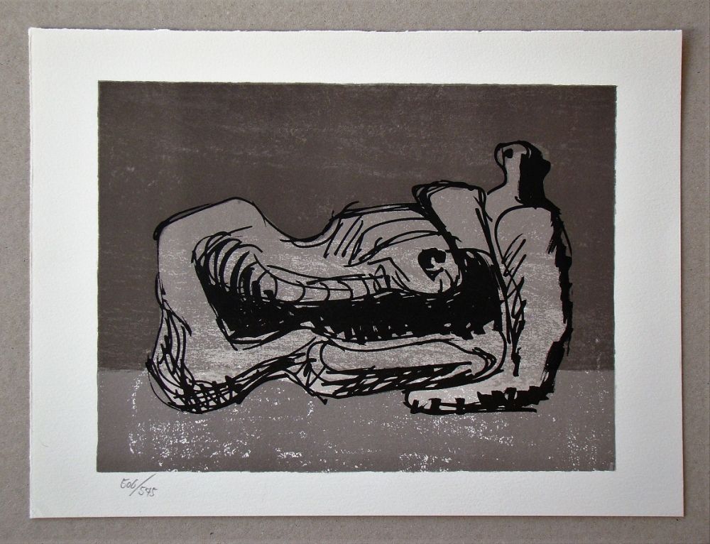 Lithograph Moore - Reclining figure